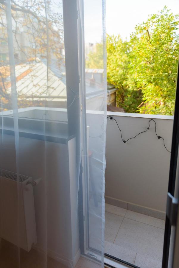 Sunny Studio - Top Location - Green View Balcony Bucarest Esterno foto